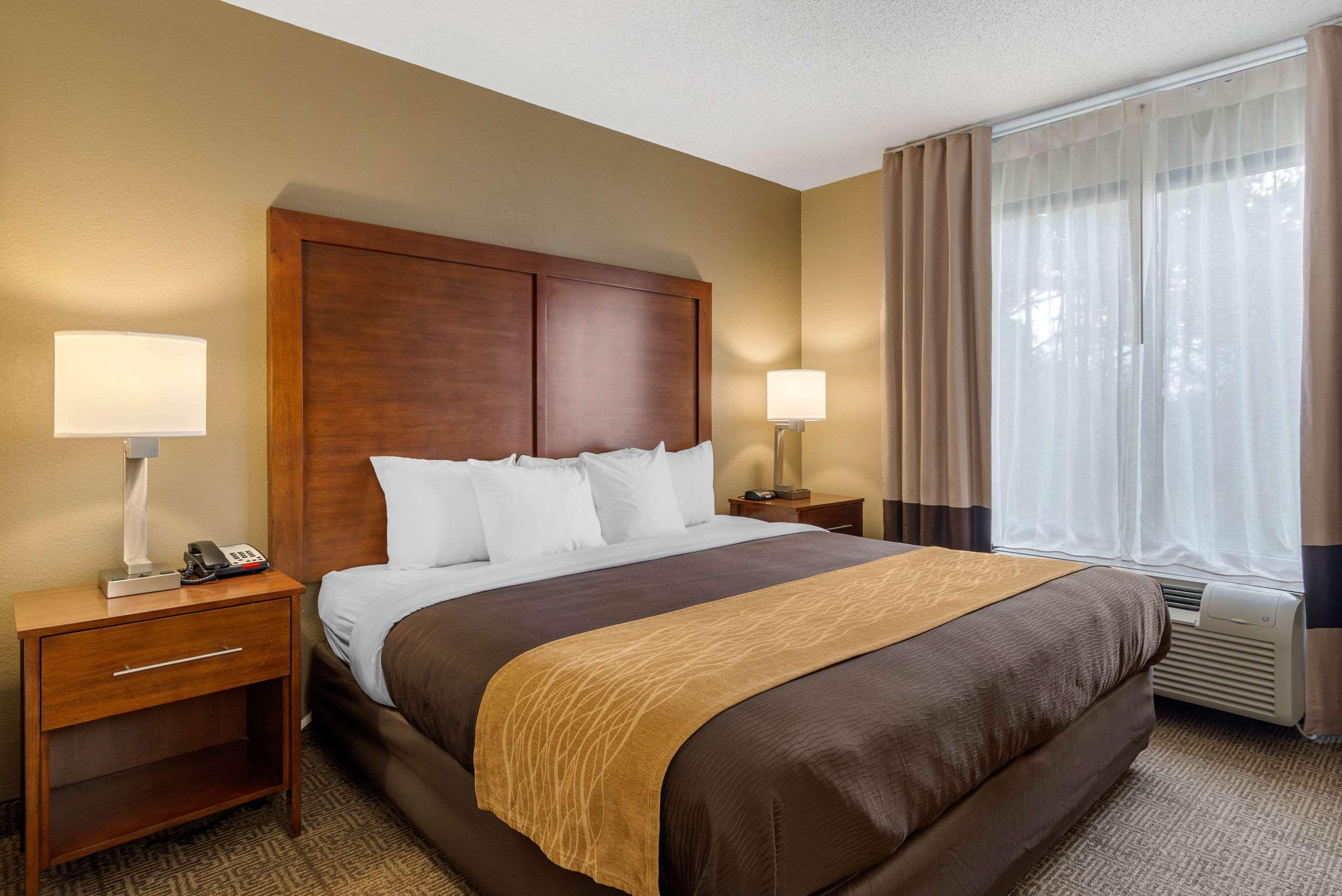 Comfort Inn & Suites Peachtree Corners Норкросс Экстерьер фото
