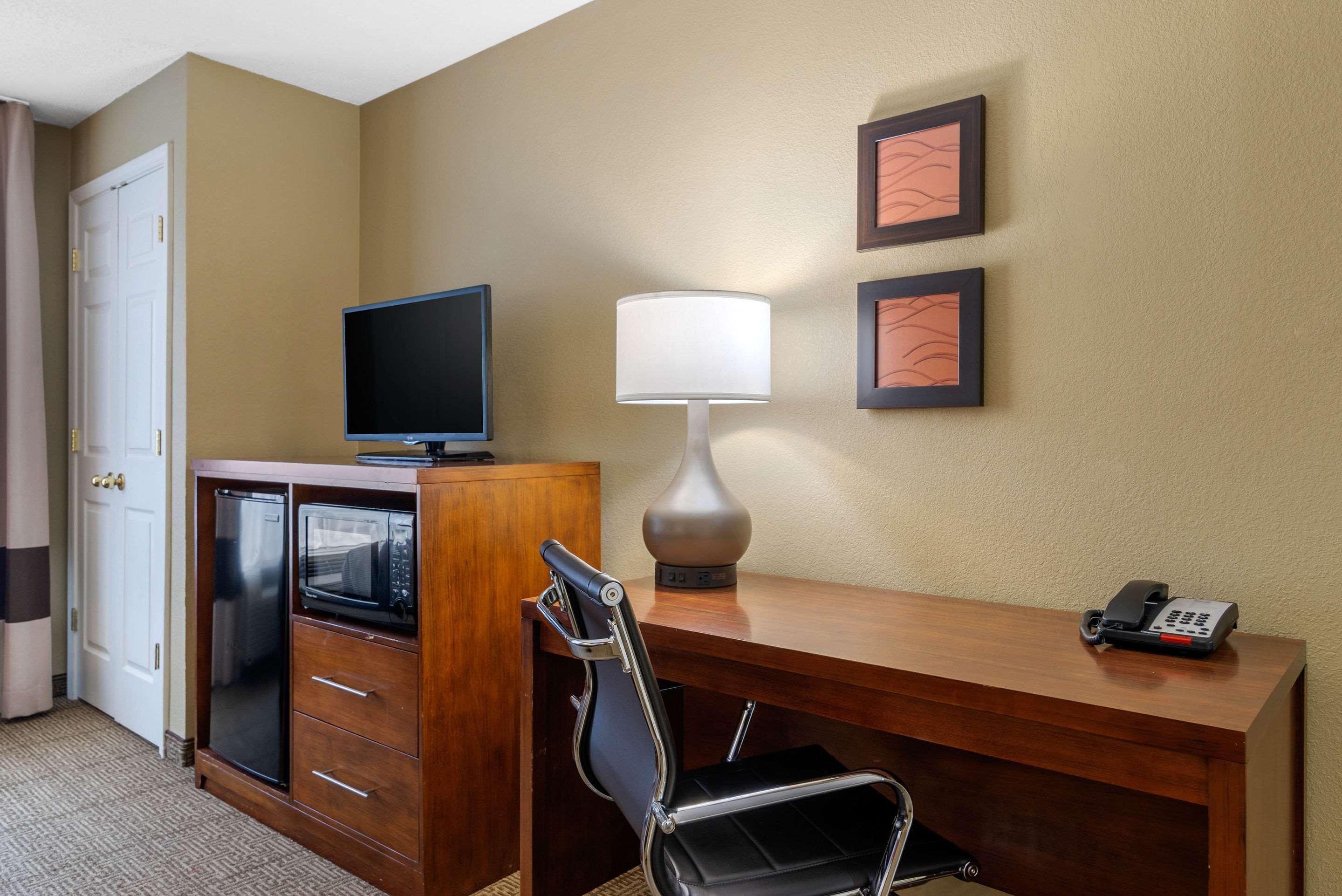 Comfort Inn & Suites Peachtree Corners Норкросс Экстерьер фото