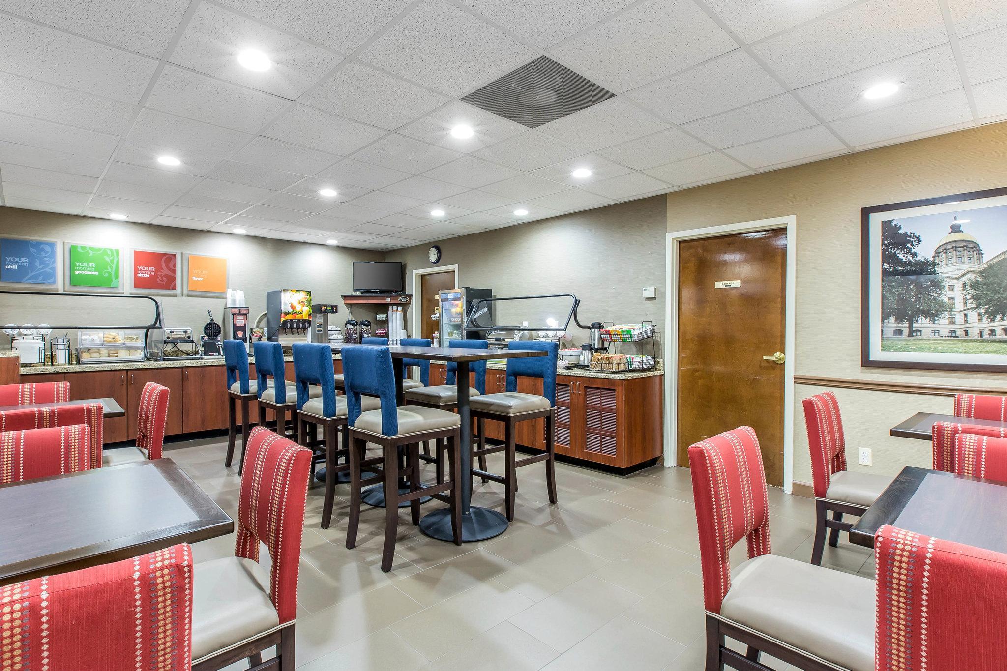 Comfort Inn & Suites Peachtree Corners Норкросс Экстерьер фото