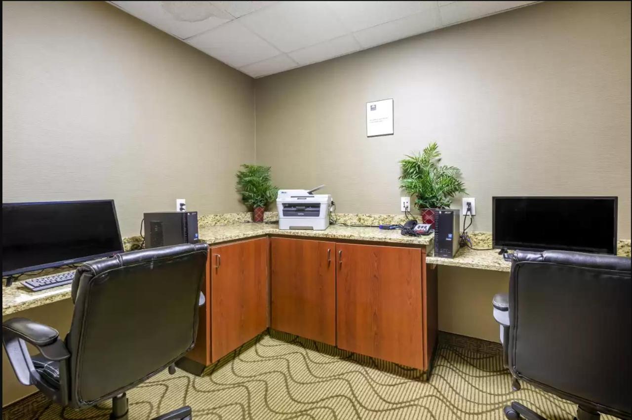 Comfort Inn & Suites Peachtree Corners Норкросс Экстерьер фото